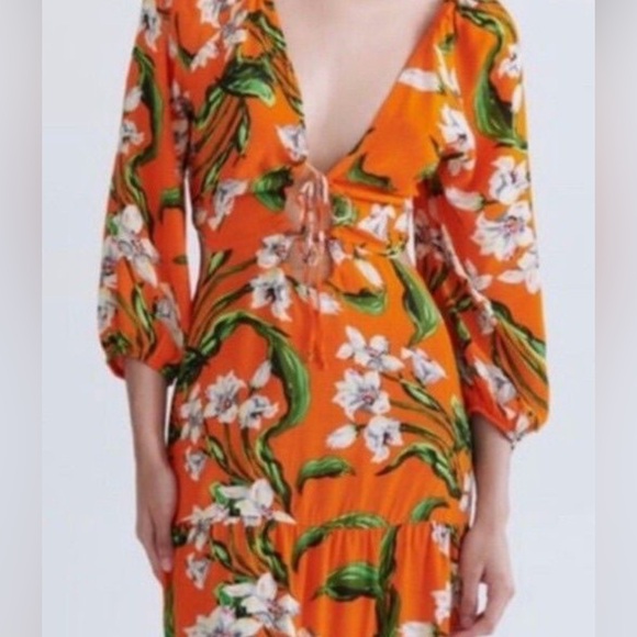 Zara Vibrant Orange Long Sleeve Dress. Vacation Ready - Preloved - Picture 3 of 16